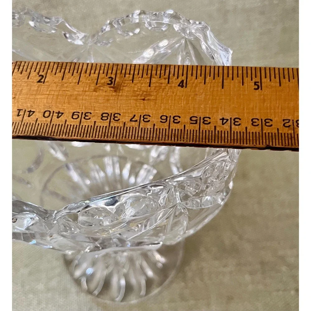 Vintage Cut Crystal Heart Shaped Pedestal Vase Scalloped Edge Clear Glass 6.5in